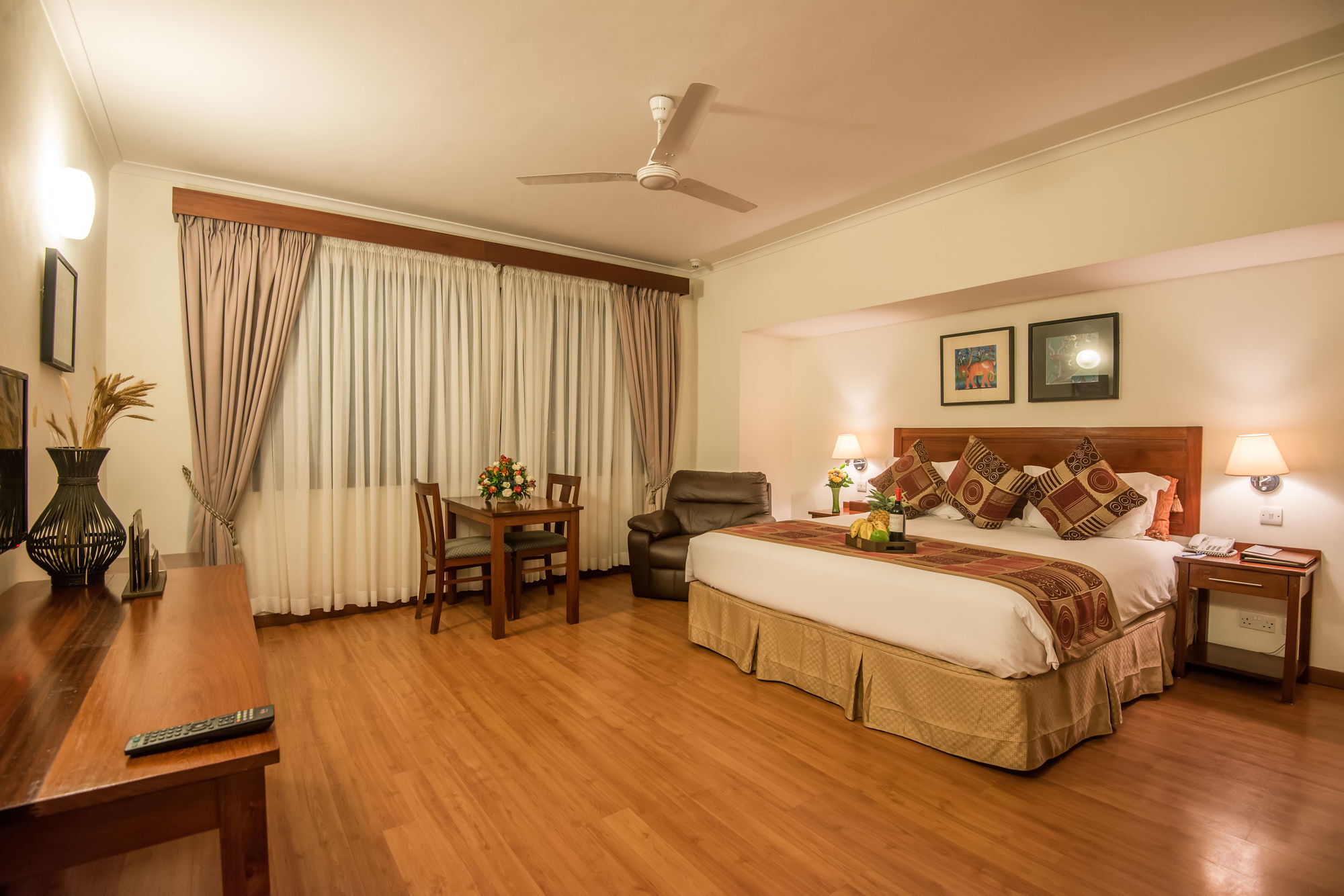 Sea Cliff Court Hotel & Luxury Apartments Dar es Salaam Extérieur photo